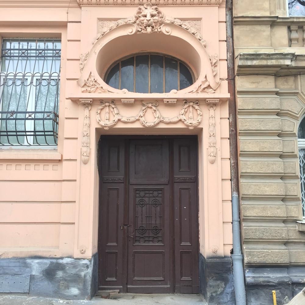 Экспонат без названия